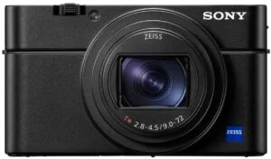 Sony Cyber-Shot RX100 VII digital camera with Zeiss lens, ideal for photography enthusiasts.