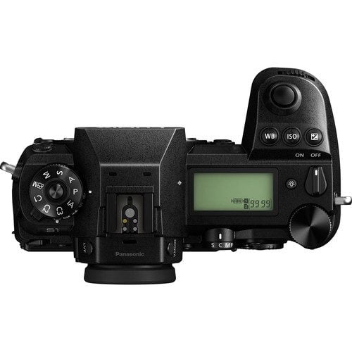 Panasonic LUMIX DC-S1M Camera with 24-105mm F4 Macro Lens