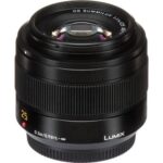 Panasonic Lumix 25mm lens for Micro Four Thirds cameras, ideal for photography enthusiasts.