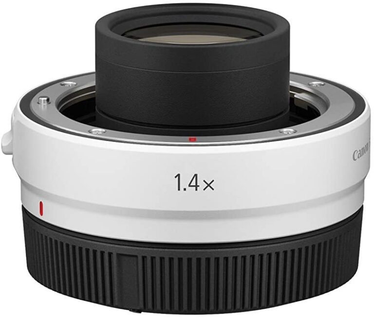 Canon Extender RF 1.4x for enhancing camera zoom capabilities.