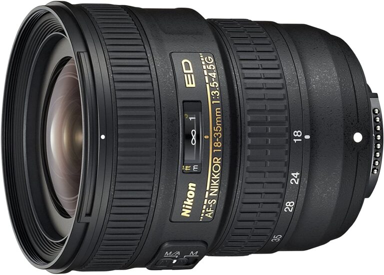 Nikon 18-35mm lens for DSLR cameras, available at Camix UK.