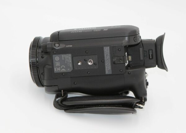 Used - Canon XA11 Compact Full HD Camcorder