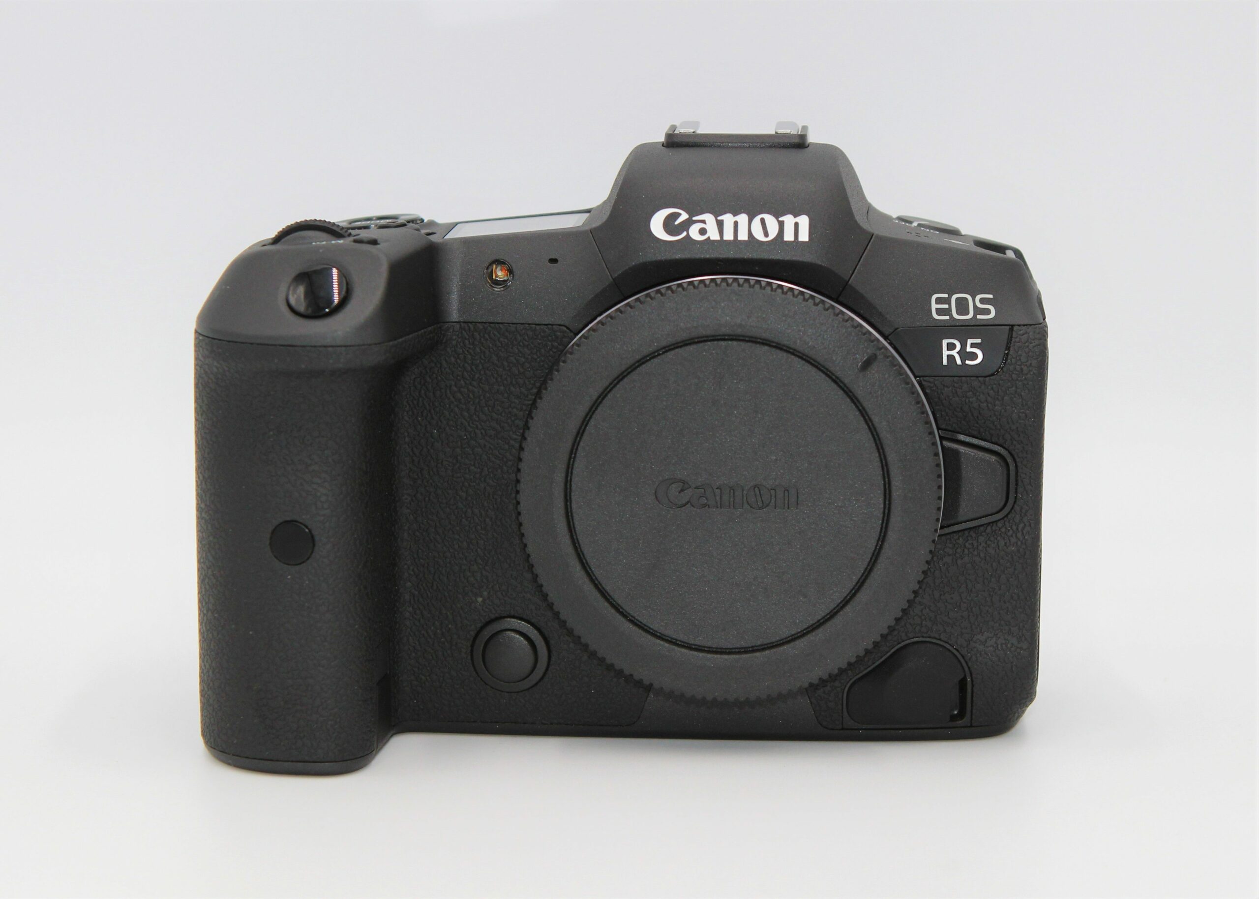 Used - Canon EOS R5 Mirrorless Camera 45MP 8K