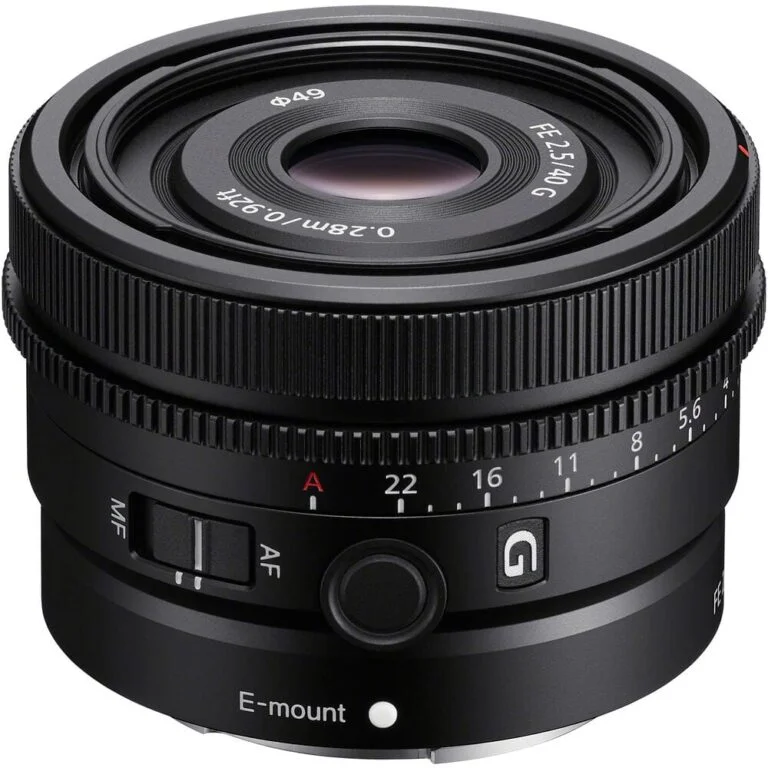 Sony E mount lens with focus and aperture controls, ideal for mirrorless cameras.