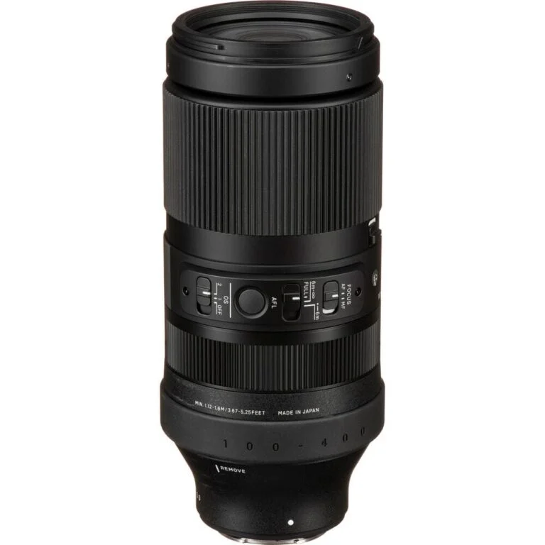 Sigma telephoto zoom lens for DSLR cameras, available at Camix UK.