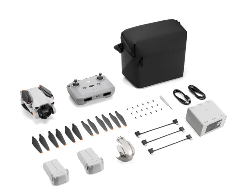 DJI Mini 3 Fly More Combo (DJI RC) 2024