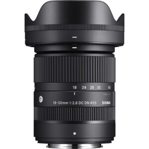 Sigma 18-50mm f/2.8 DC DN lens for mirrorless cameras, ideal for photography enthusiasts.