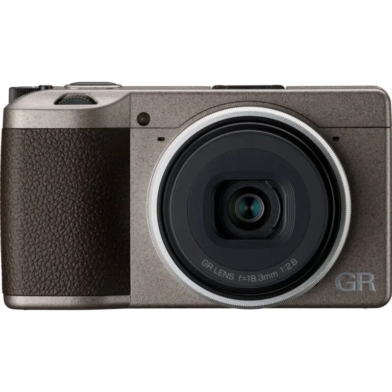Compact digital camera with GR lens, ideal for photography enthusiasts.
