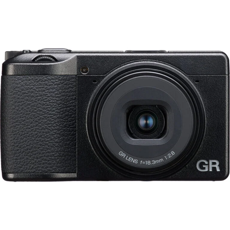 Compact digital camera with GR lens, ideal for photography enthusiasts.