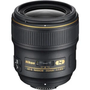 Nikon AF-S NIKKOR 35mm f/1.4G lens for DSLR cameras, ideal for professional photography.