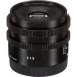 Black camera lens with focus and aperture rings, ideal for photography enthusiasts.