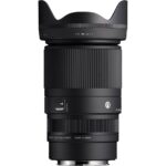Sigma zoom lens for DSLR cameras, ideal for professional photography.