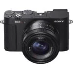 Sony RX1R II compact digital camera with Zeiss lens, ideal for professional photography.