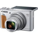 Canon SX740 HS digital camera with 40x optical zoom, ideal for photography enthusiasts.